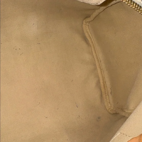 Louis Vuitton Speedy 30 - Picture 10 of 15